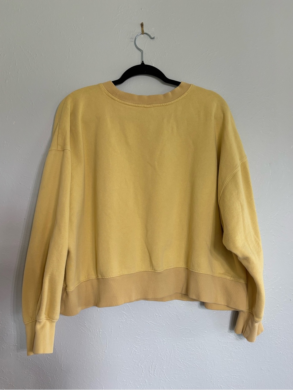 Old Navy Sunflower Yellow Cropped Crewneck Sweatshirt - Picture 4 of 5